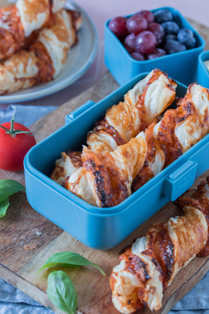 Blätterteig Pizzastangen