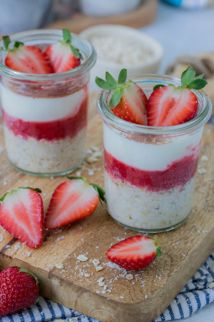 Overnight Oats Erdbeere & Kokos